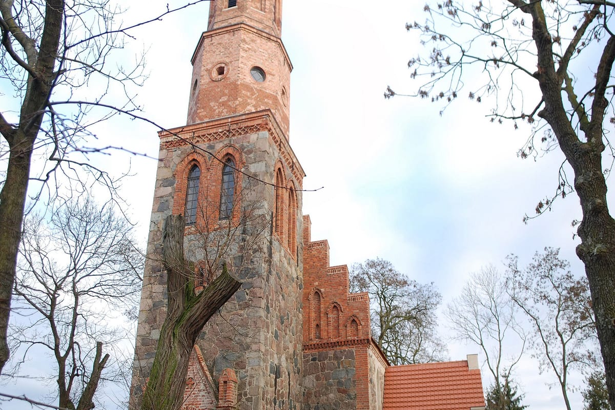 Kirche in Casekow (Uckermark)