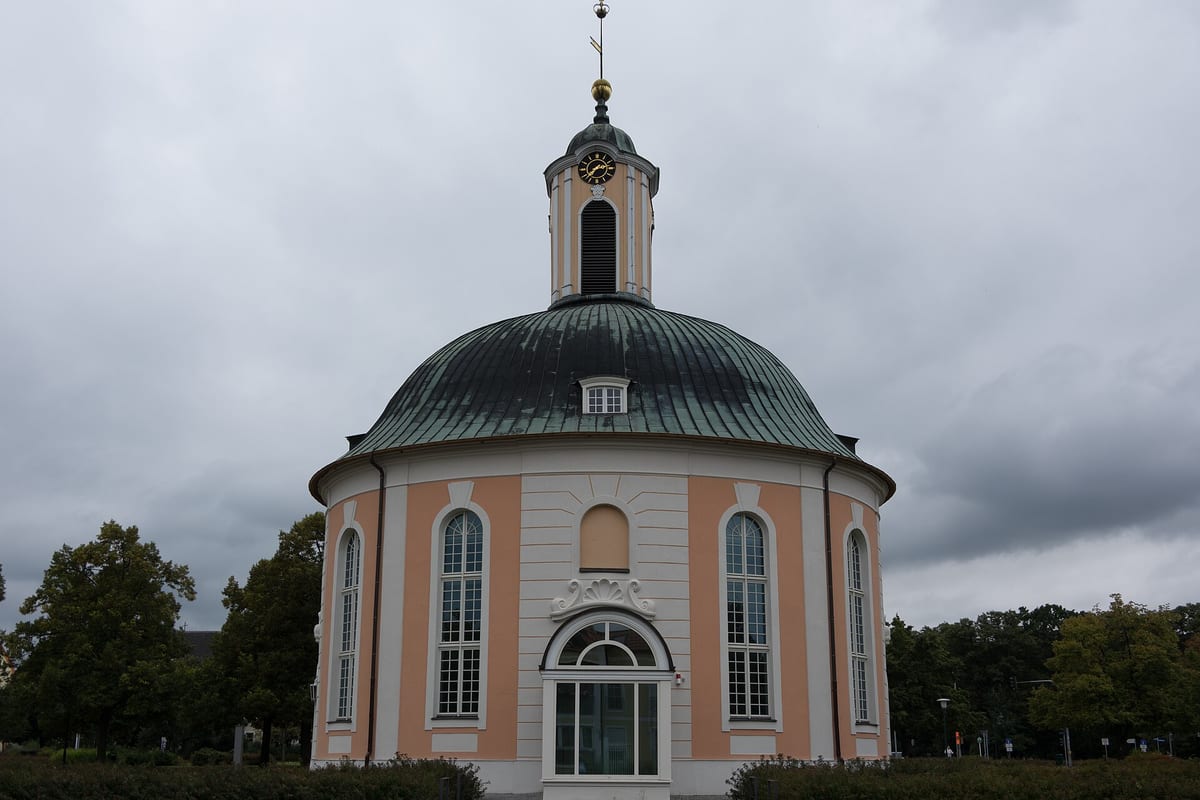 Schwedt/Oder in Brandenburg. Der Berlischky-Pavillon war die alte Französische Kirche. Heute ist eine ein Veranstaltungszentrum.